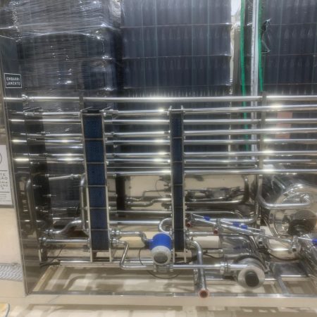 WhatsApp Image 2025-10-13 at 14.20.29 (2)